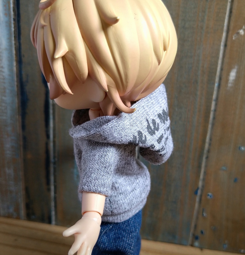 【ねんどろいどどーる、オビツろいど兼用】選べる4色 → 細めの半袖パーカー オビツ11 ねんどーる ねんどろいど どーる パーカー 服