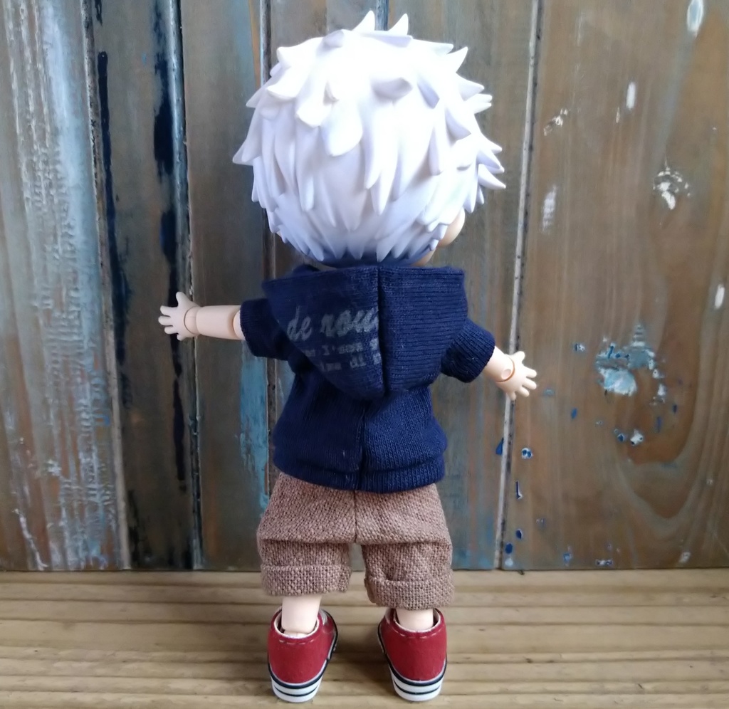 【ねんどろいどどーる、オビツろいど兼用】選べる4色 → 細めの半袖パーカー オビツ11 ねんどーる ねんどろいど どーる パーカー 服