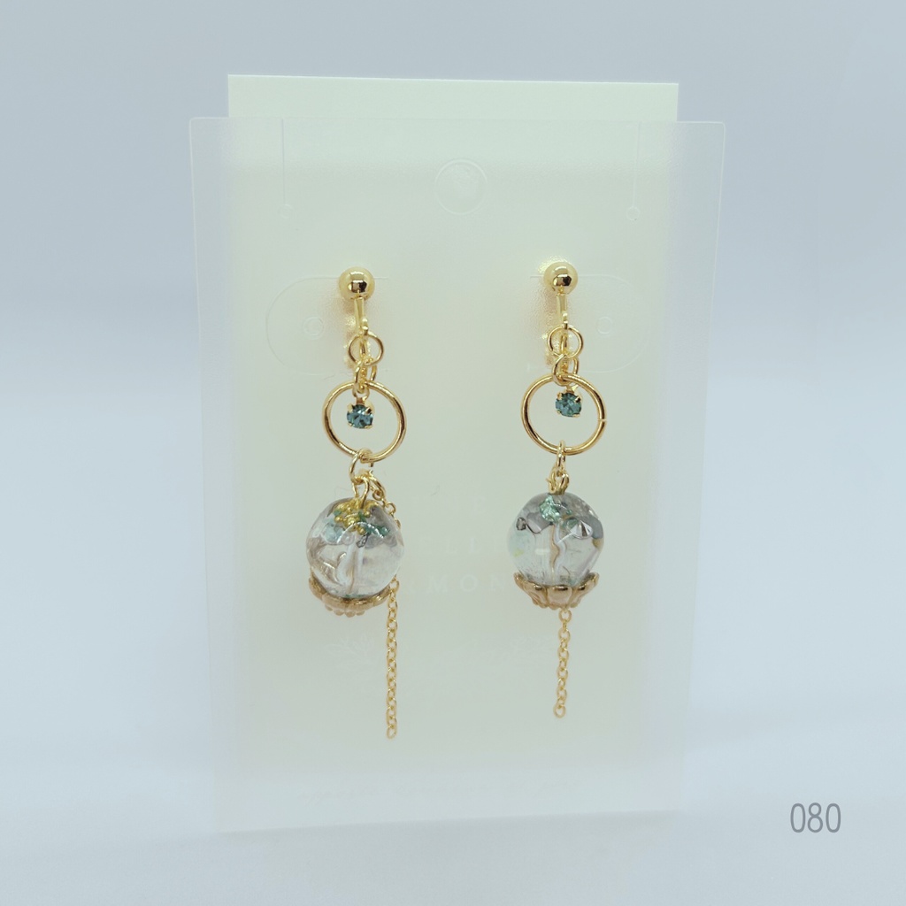 【12月誕生石:ブルージルコン】Blue Dome Drop ― 光記録の雫 ― (イヤリング/ピアス/イヤーカフ)080