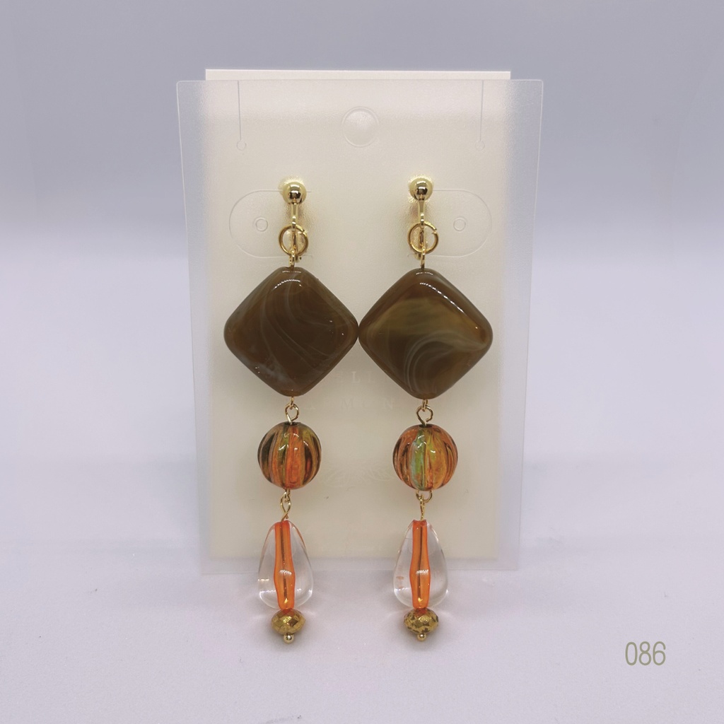 《焔砂のしずく — Ember Sand Drop —》 イヤリング・ピアス・イヤーカフ|086