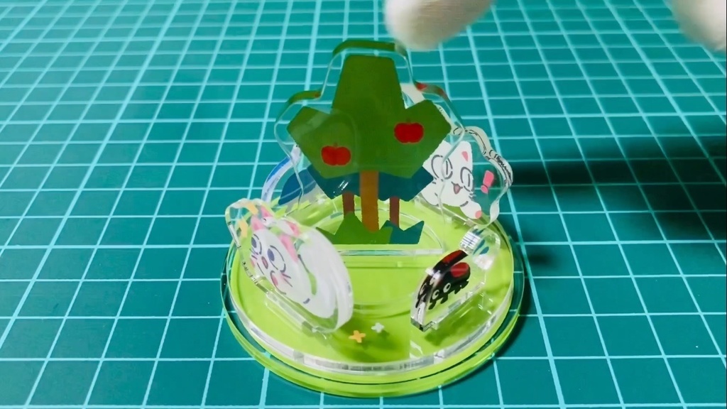 【無料DL】追いかけっこアクスタ カットラインPSD