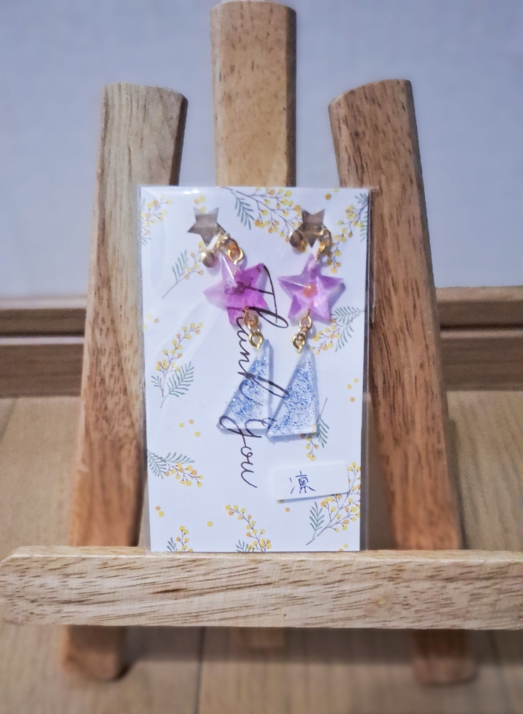 キャラモチーフアクセ(イヤリングorピアス)