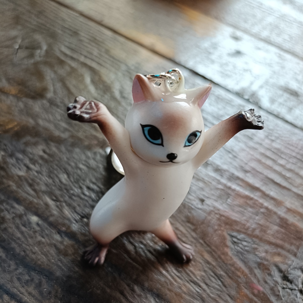 ねこのペンおきキーホルダー　シャム