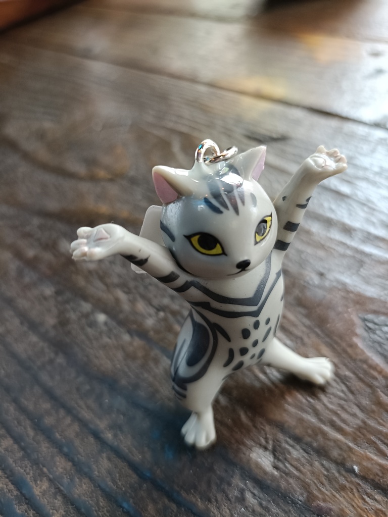 ねこのペンおきキーホルダー　アメリカンショートヘア