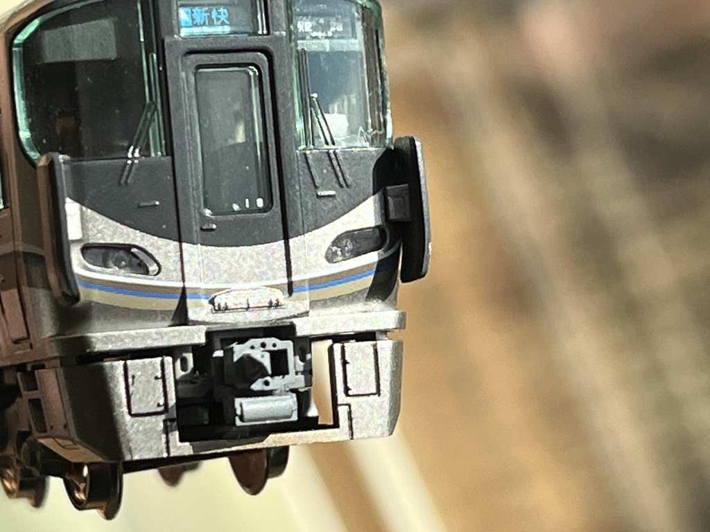 1025A LED搭載車用ヘッドライト LED粒再現プリズム(JR西日本225系向け)