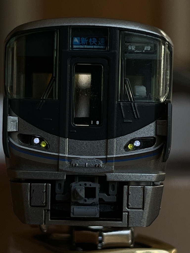 1025A LED搭載車用ヘッドライト LED粒再現プリズム(JR西日本225系向け)