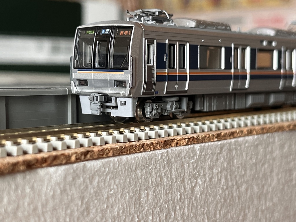 1034A 207系スカート(量産車登場時タイプ)