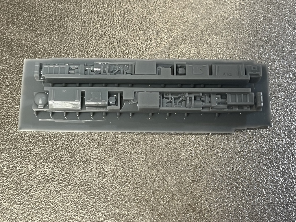 1039B 【T車2両分】キハ75系床下機器セット - 愛岐車両センター