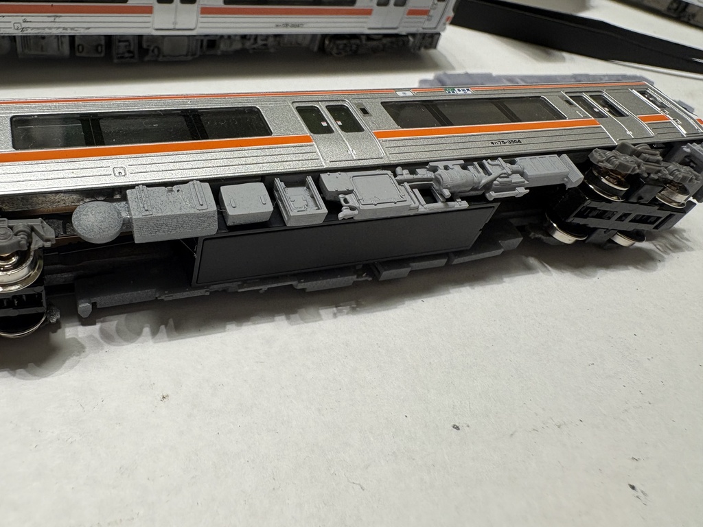 1125A キハ75系用床下機器(動力車用×2)