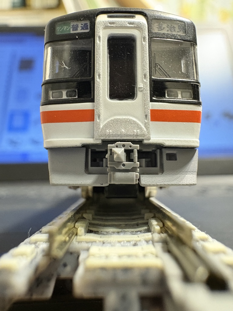 1126A キハ75系用スカート(登場時仕様)
