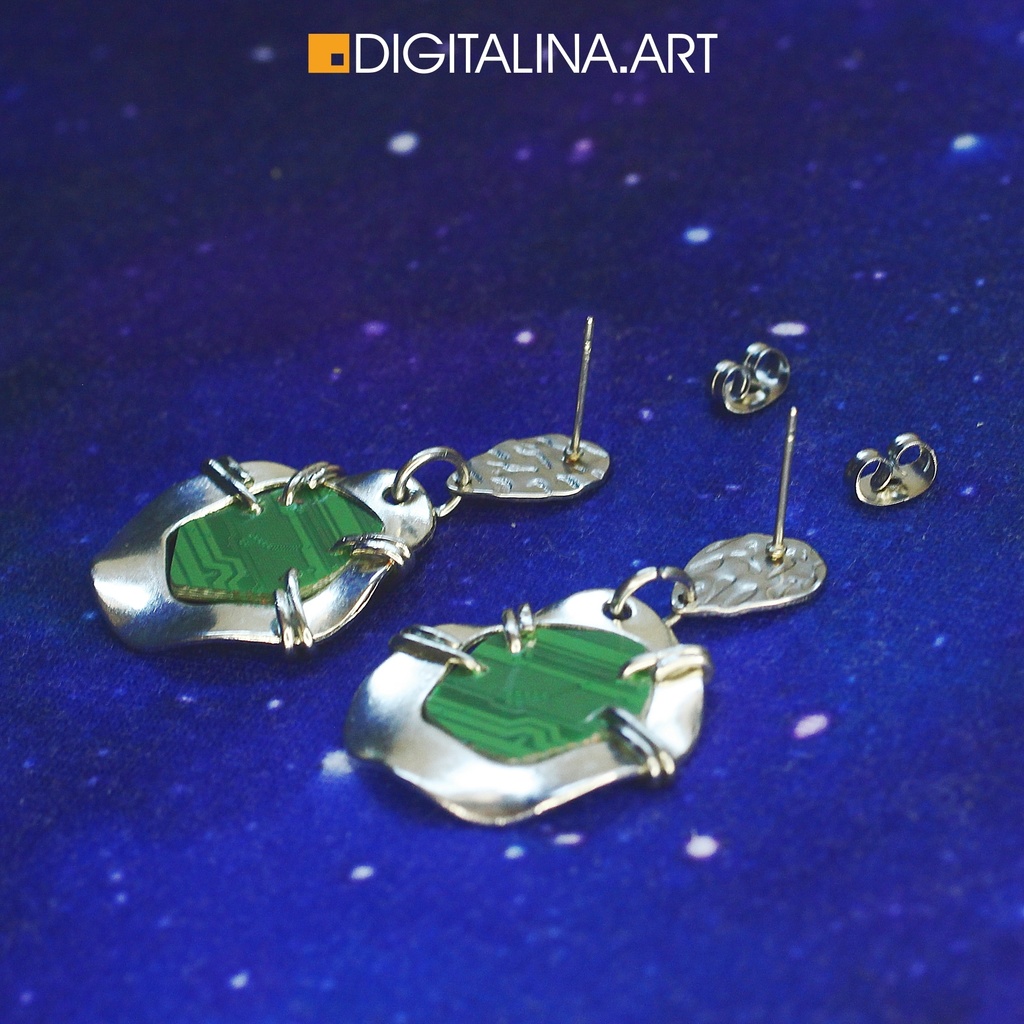 「サイバーウェーブ」ピアス