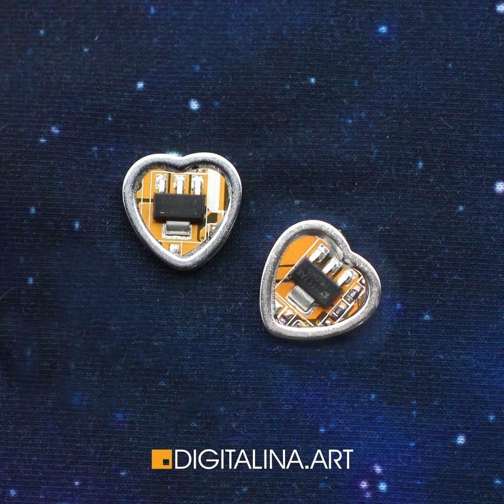 「Cyber Heart S」スタッドピアス