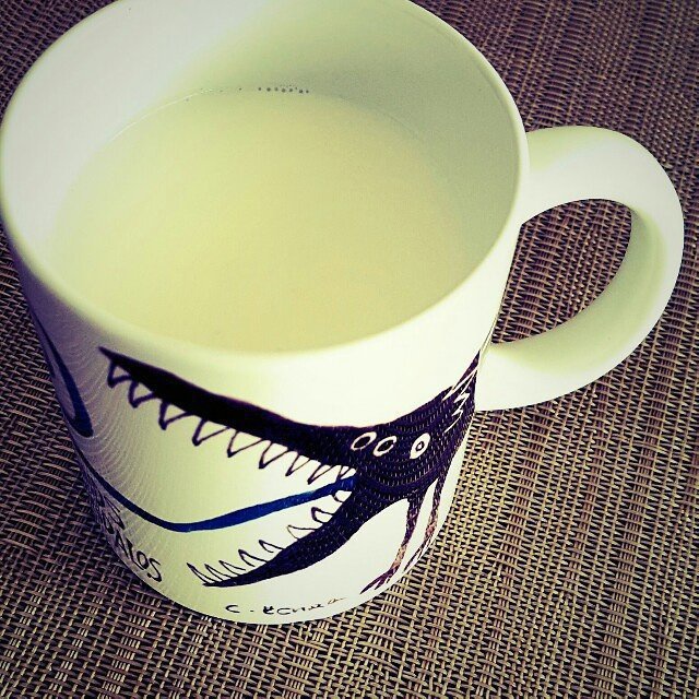 名状しがたきマグカップ(ティンダロスの猟犬)