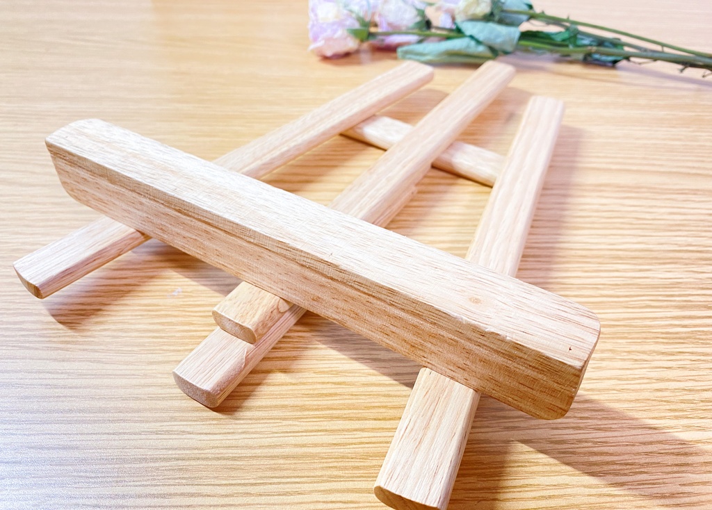 植物人間カレンダー2023 壁掛け(額縁+イーゼル付き)