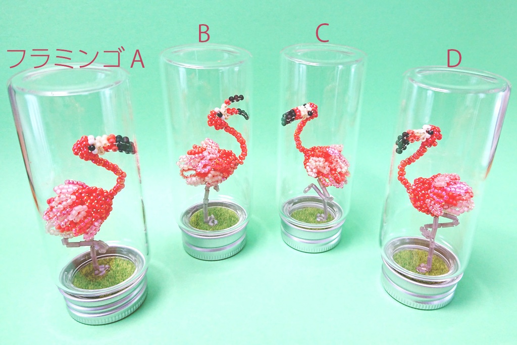 フラミンゴの置き物