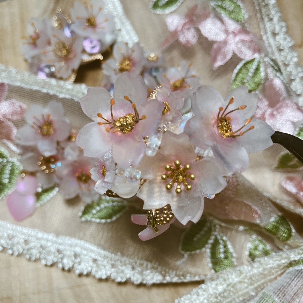 桜のアクセサリー　ブローチ　ピン