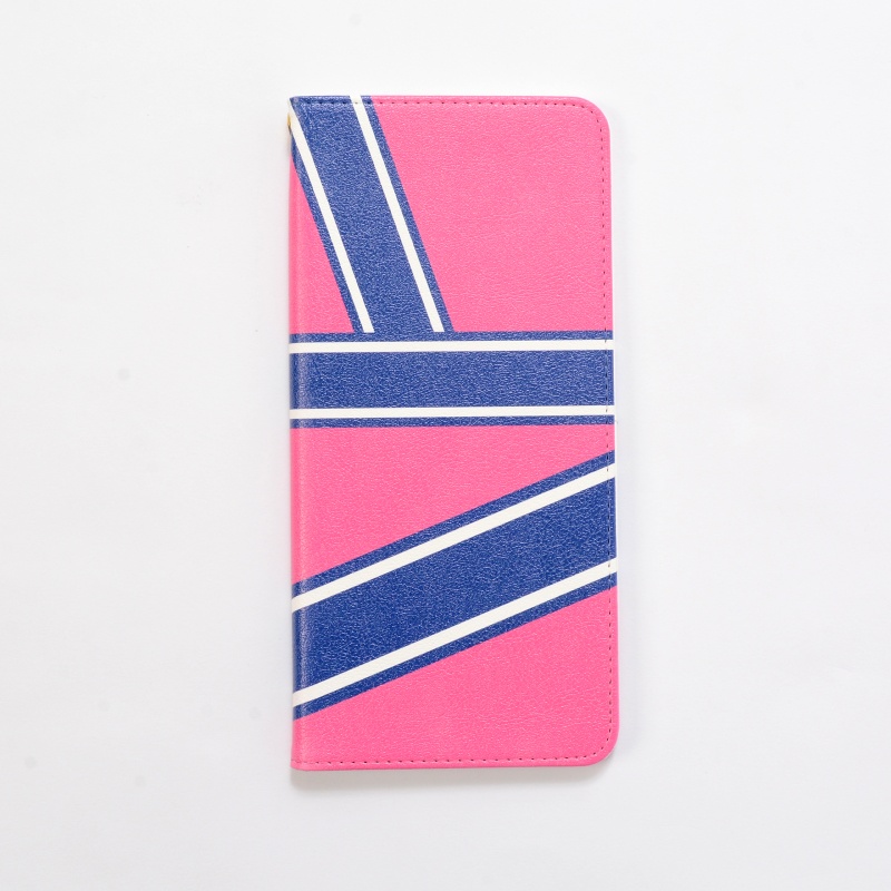 チケットホルダー レビュー服イメージ