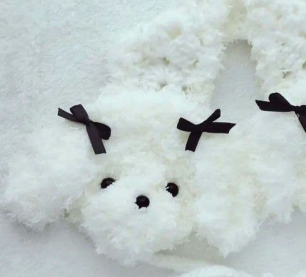 トイプードルのイヤーマフ 黒 ゴスロリ