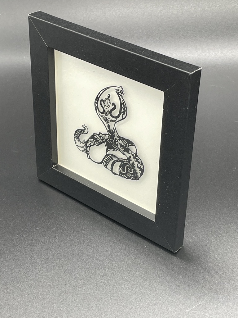 コブラモチーフ