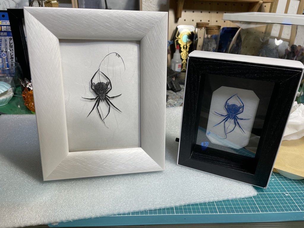 【切り絵】蜘蛛・蒼