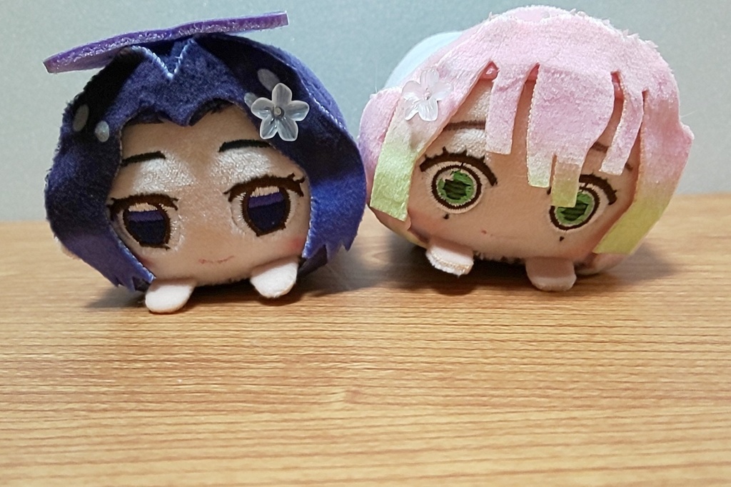 すりガラス風 白花のぬい飾り