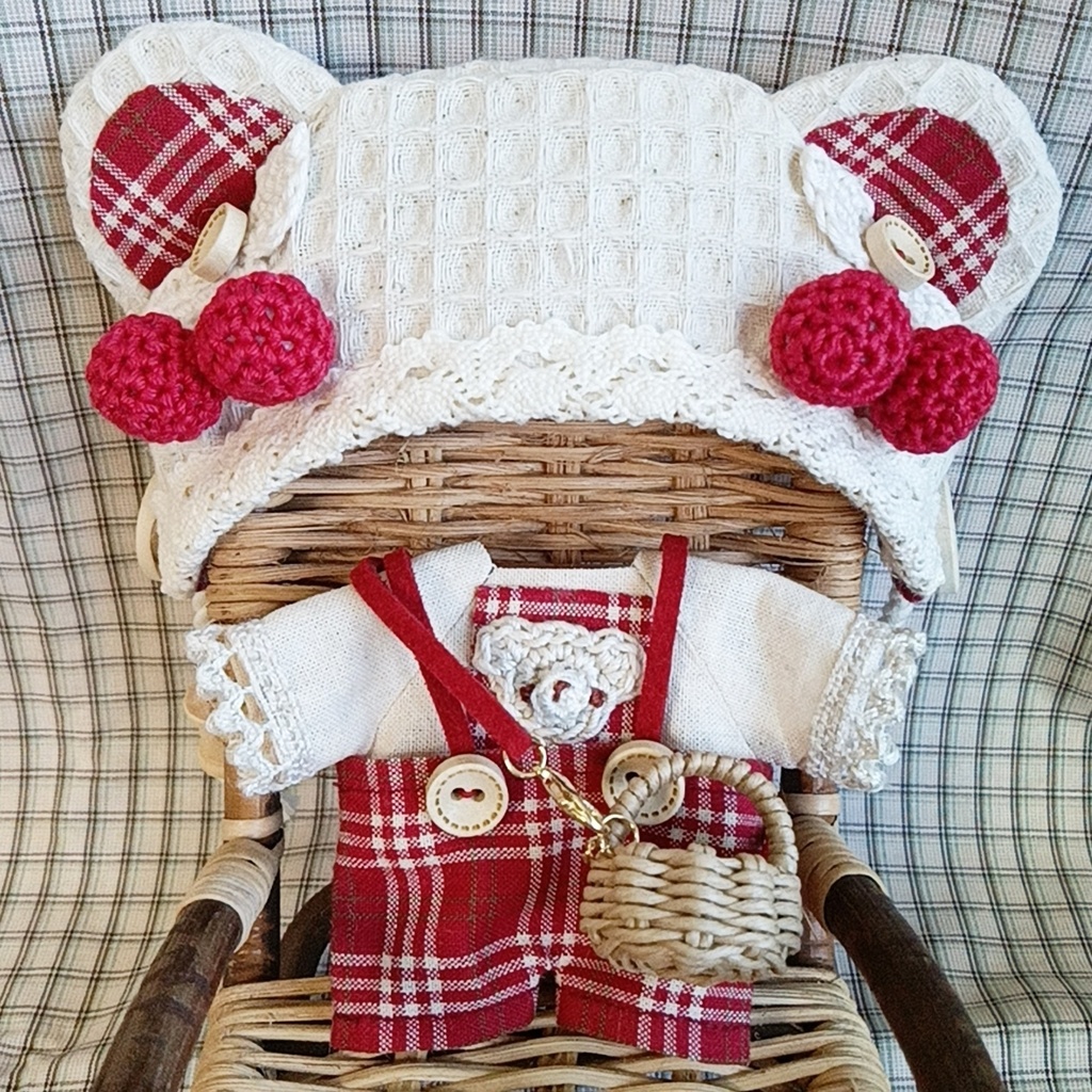 カントリーくまちゃん(赤チェック)