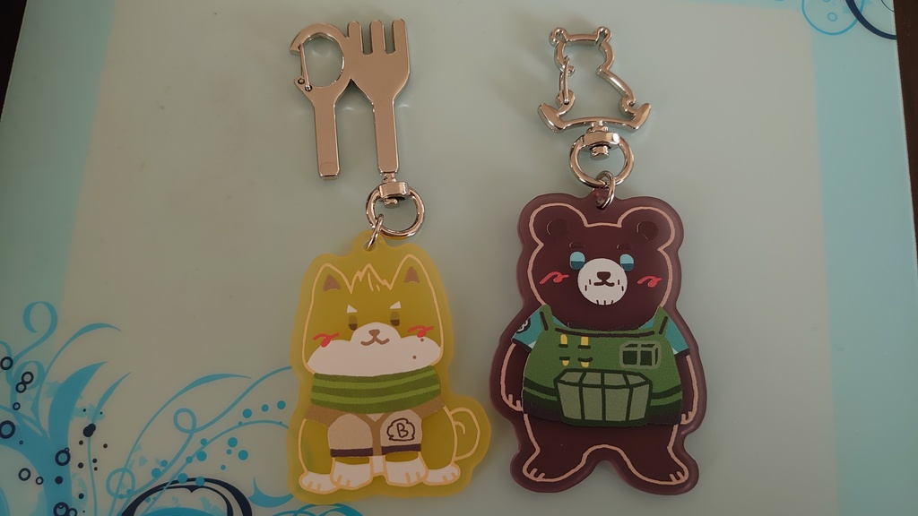 ピアクリアニマルアクキー