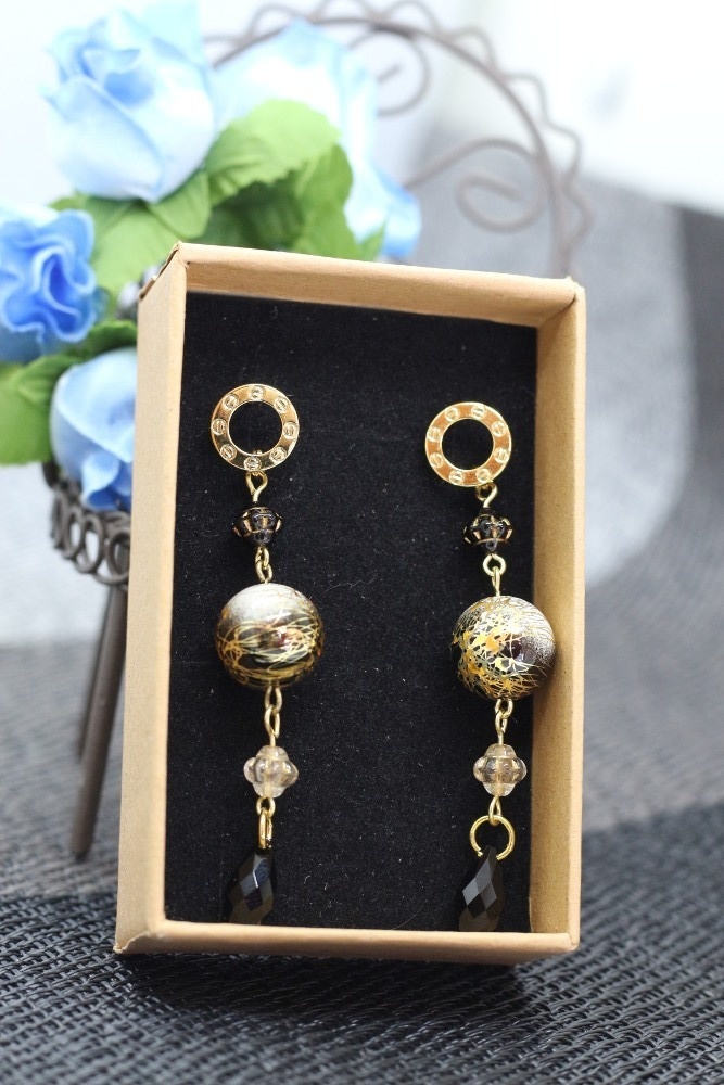 【DQ11キャライメージ】黒金色の片翼ピアス