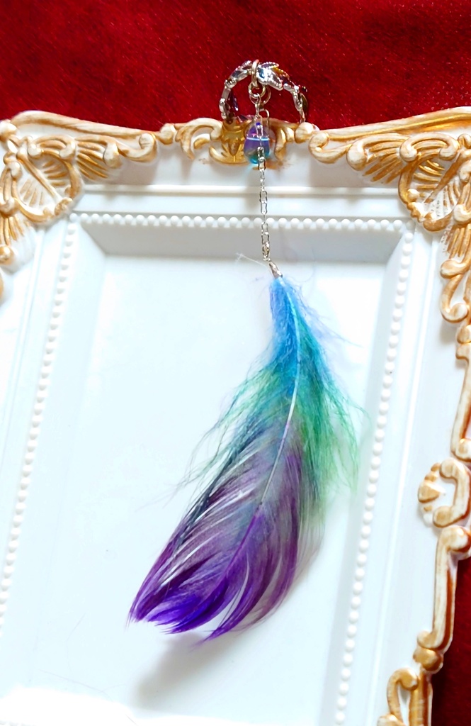 【ラキオイメージ】Swallow【イヤーカフ】銀色×青紫ドロップ