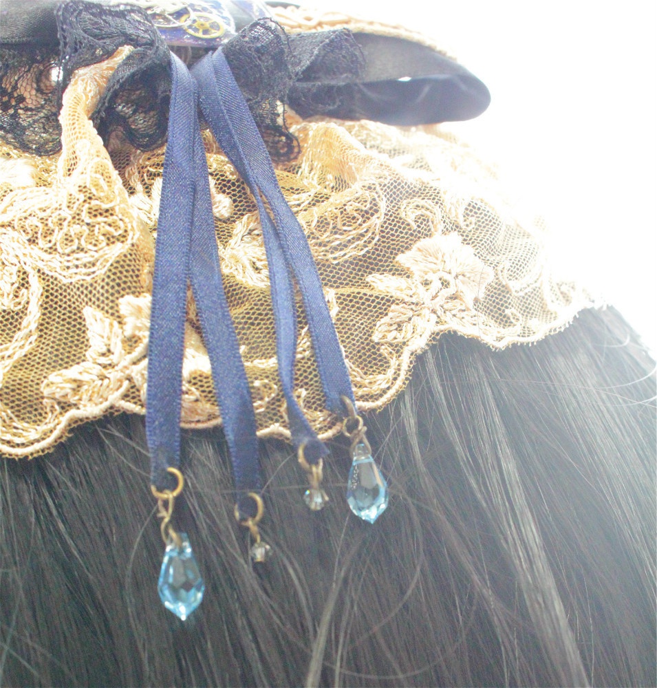 歯車猫の物憂いヘアクリップ