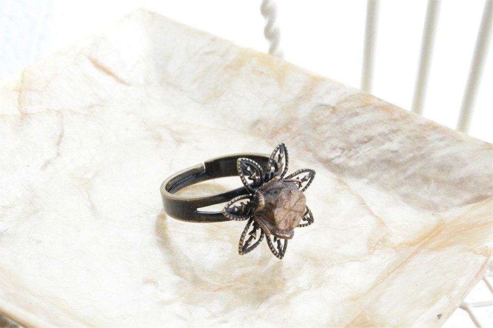 桜石(菫青石仮晶)リング