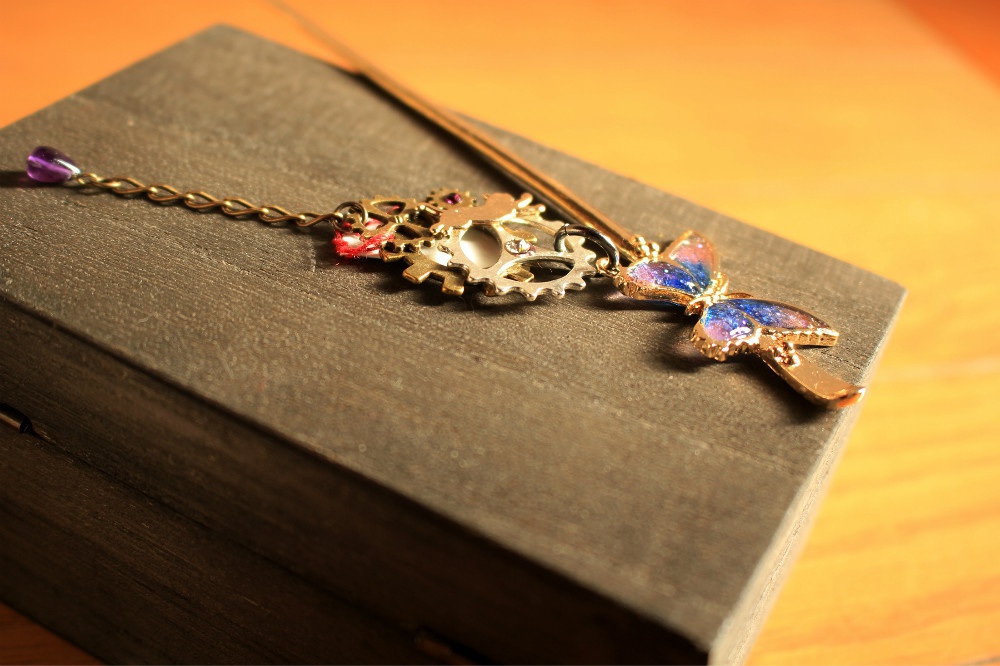 世界は猫が廻してる~蝶~かんざし