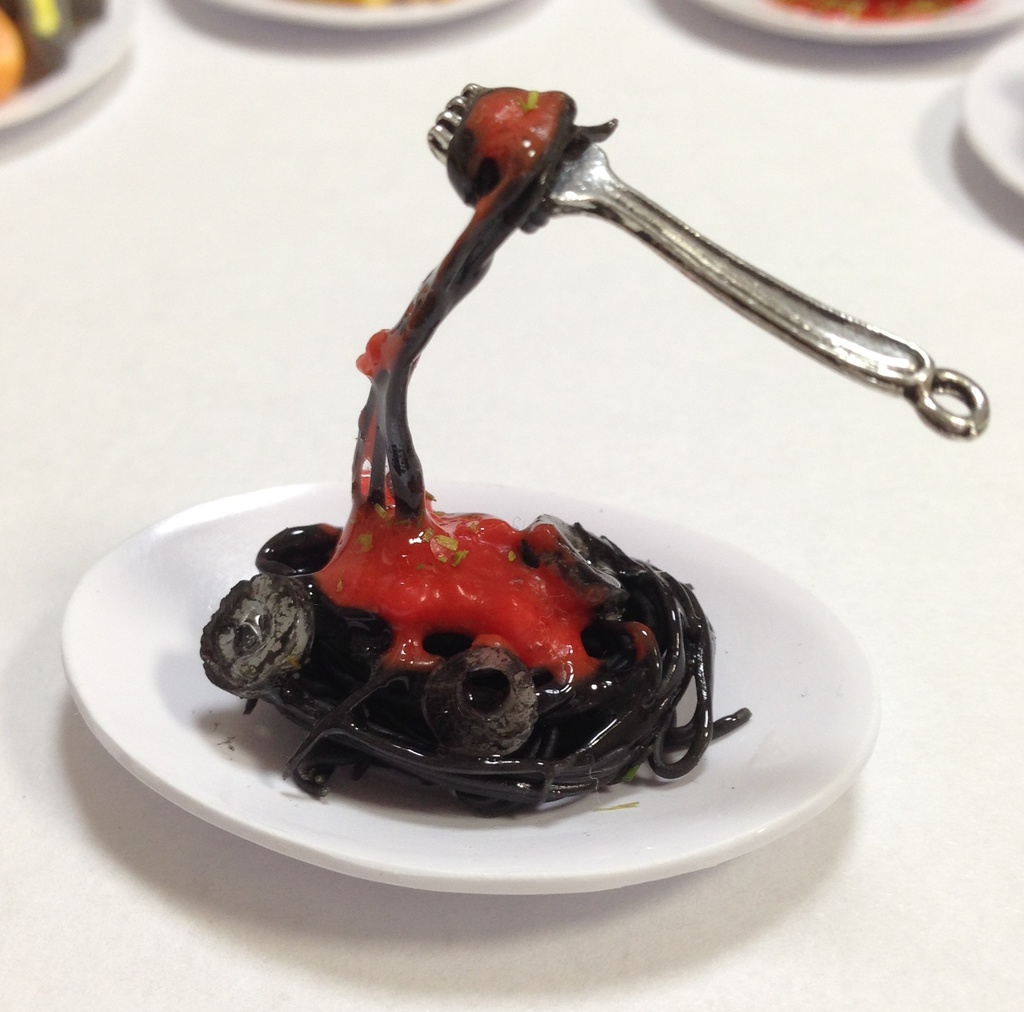 まっくろイカ墨スパゲティ