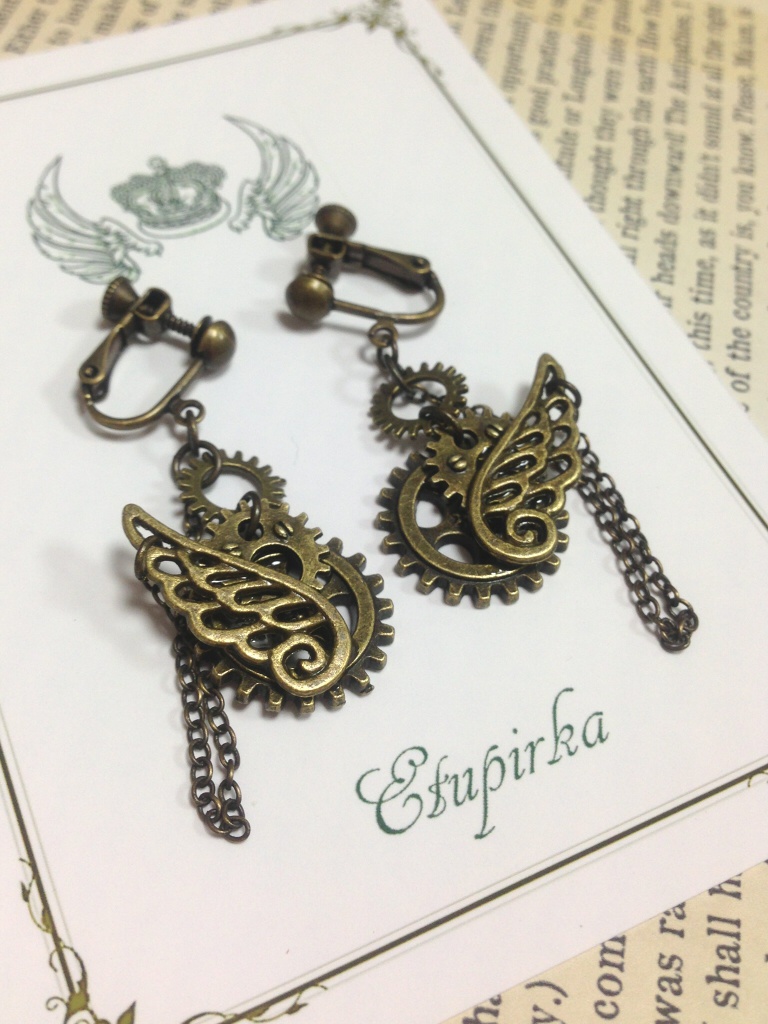 イヤリング<<Maneuver Gear>>