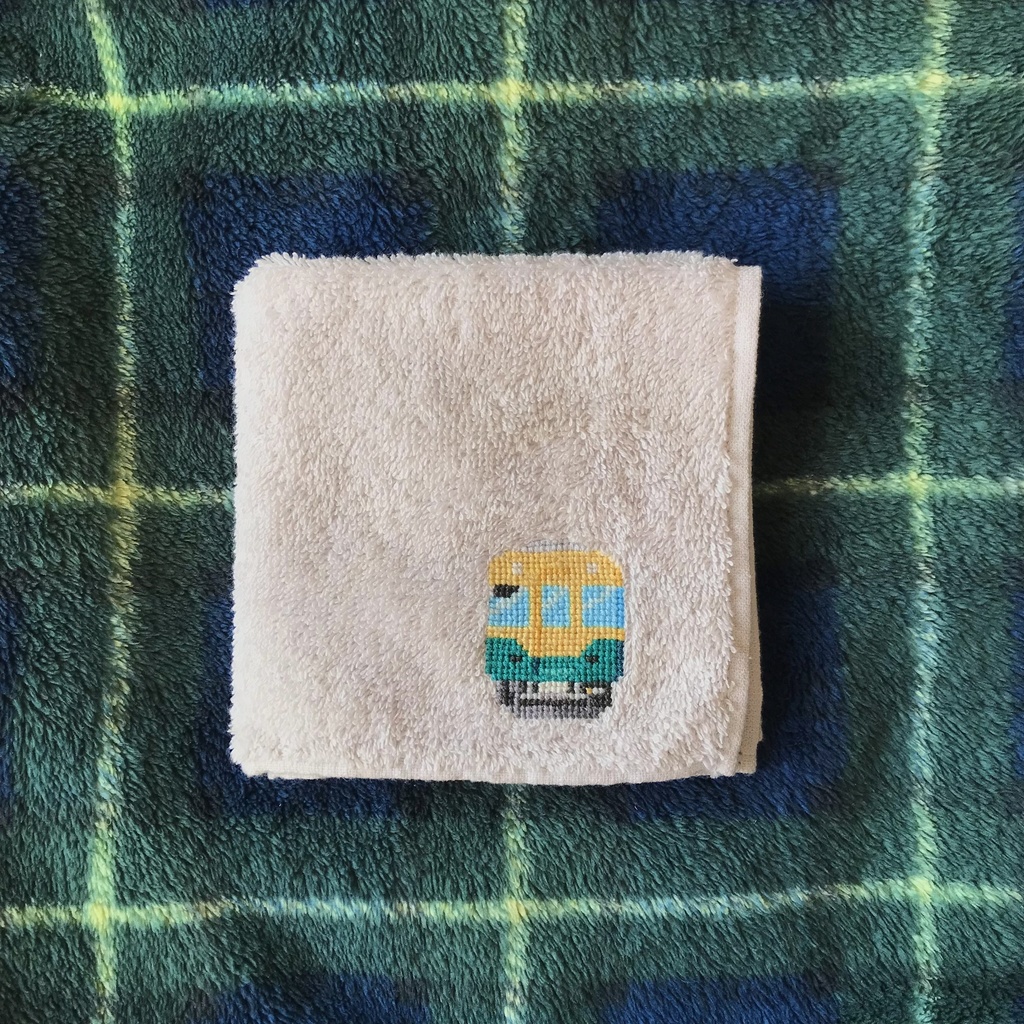 かぼちゃ電車のタオルハンカチ