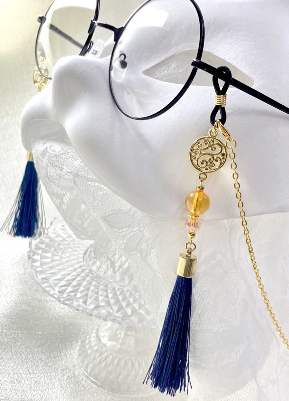 【アジアン風 眼鏡チャーム】〈陸奥守吉行カラー〉