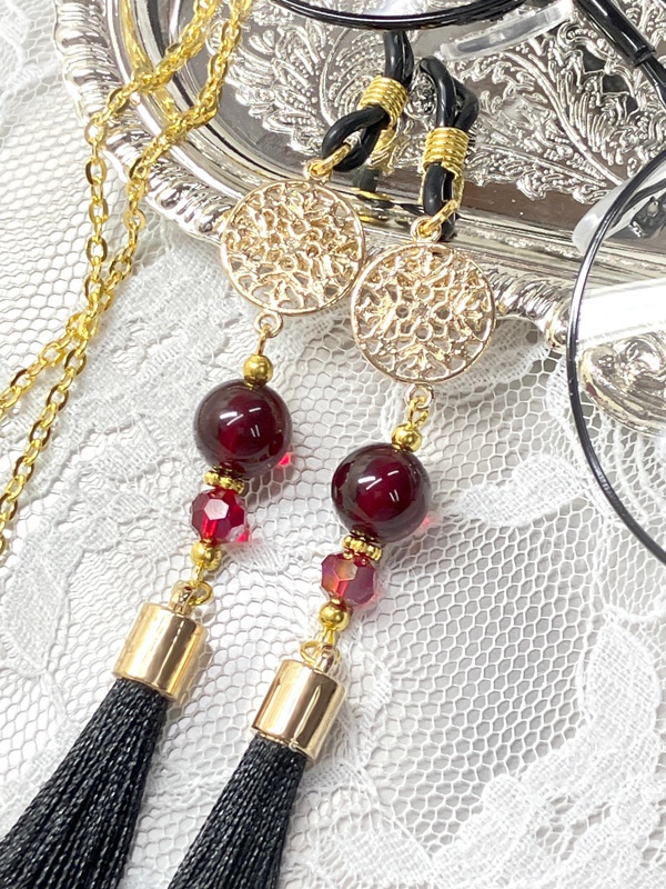 【アジアン風 眼鏡チャーム】〈肥前忠広カラー〉