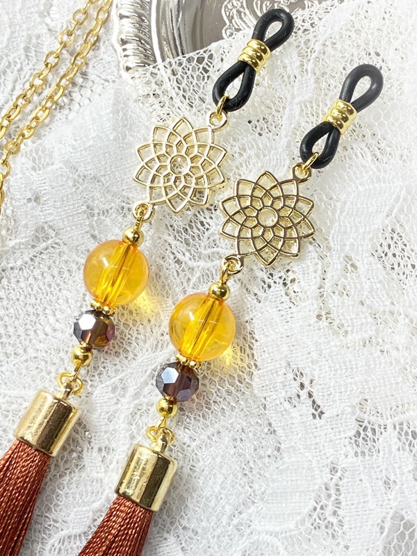 【アジアン風 眼鏡チャーム/イヤリング&ピアス】〈山伏国広カラー〉