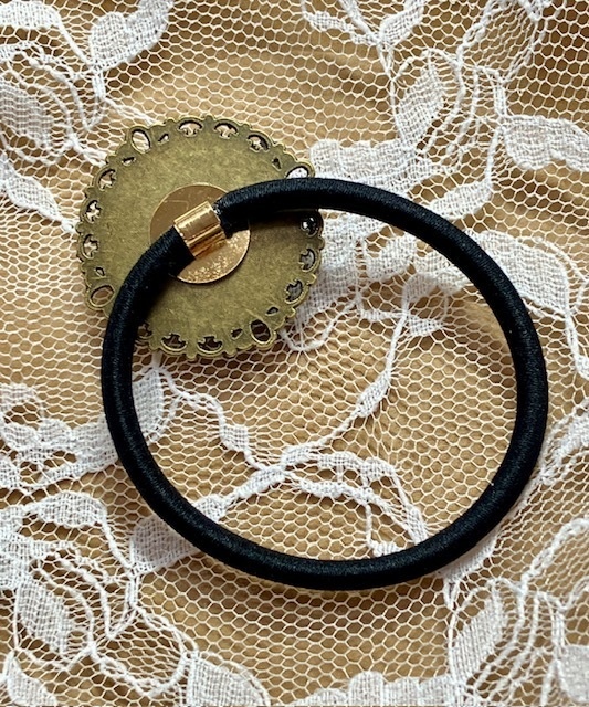 〈一点物〉【和柄カボションの髪ゴム】