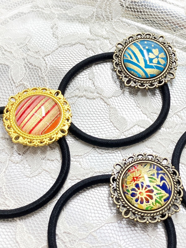 〈一点物〉【和柄カボションの髪ゴム】