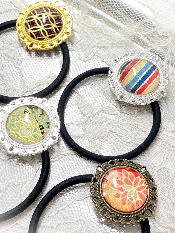 〈一点物〉【和柄カボションの髪ゴム】