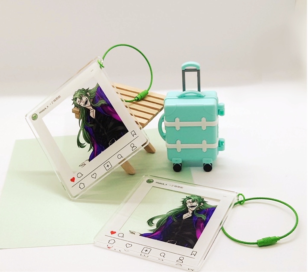 お出かけアクキー