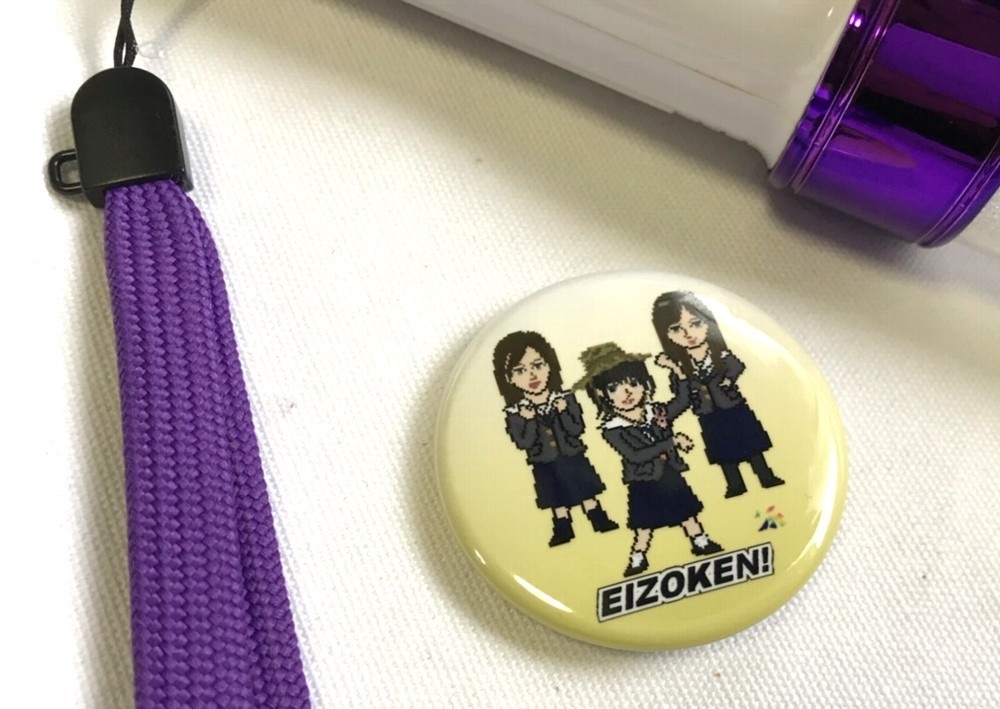 ドット絵映像研(制服Ver.)缶バッジ 38mm