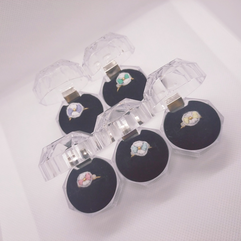 ミニ刺繍リング