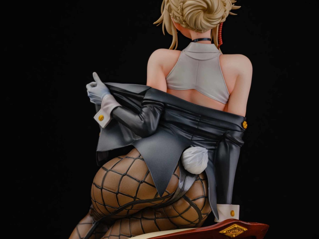 3月初旬倉庫発送予定 エード:エージェントバニー NIKKE 1/7スケールガレージキット