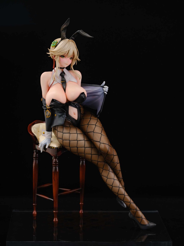 3月初旬倉庫発送予定 エード:エージェントバニー NIKKE 1/7スケールガレージキット