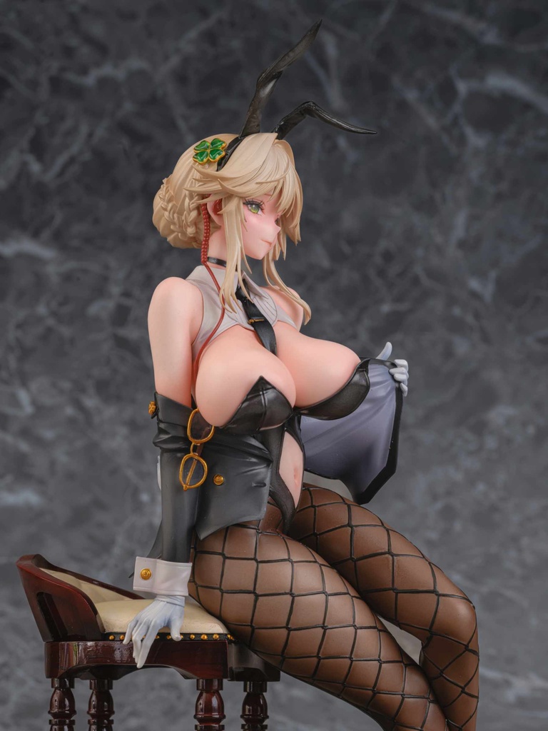 3月初旬倉庫発送予定 エード:エージェントバニー NIKKE 1/7スケールガレージキット