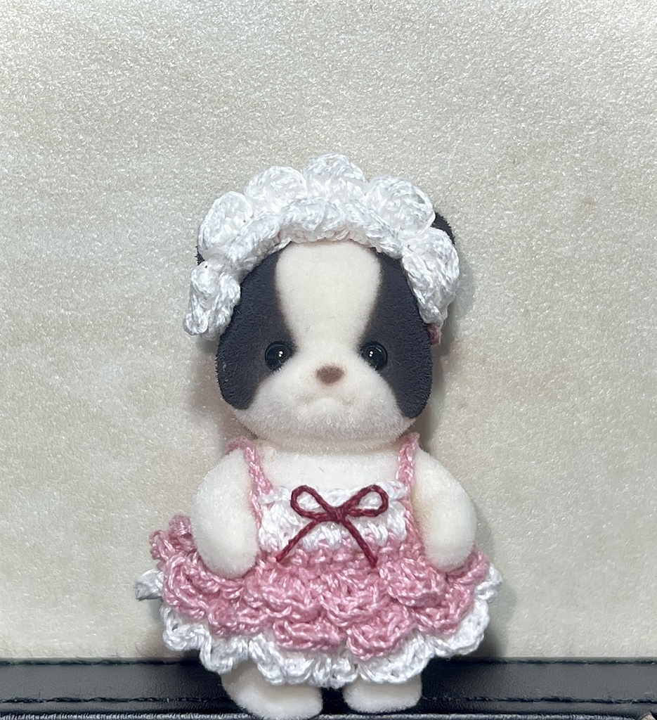 シルバニアファミリー フレンチブルドッグの赤ちゃん フリルドレス+ボンネット セットアップ