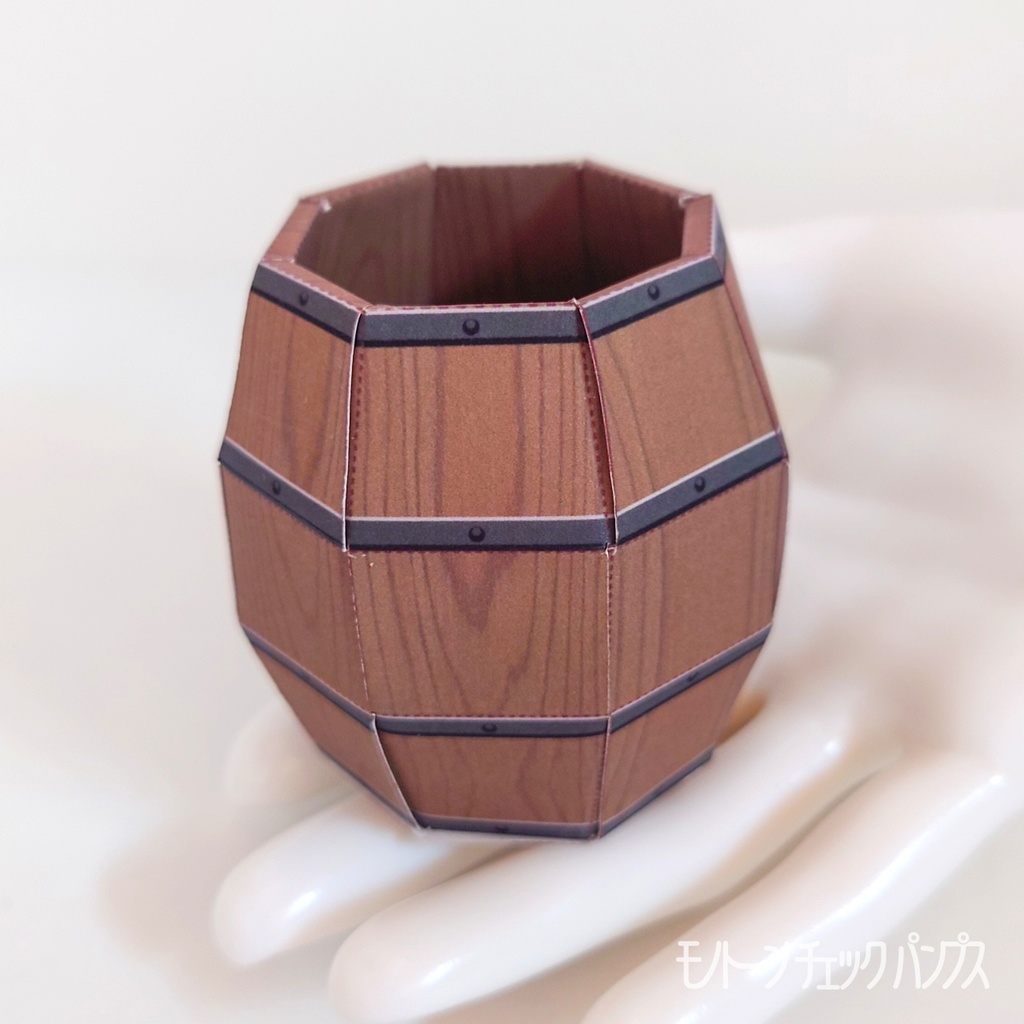 【無料】ミニチュア蓋の開いた樽 ペーパークラフト