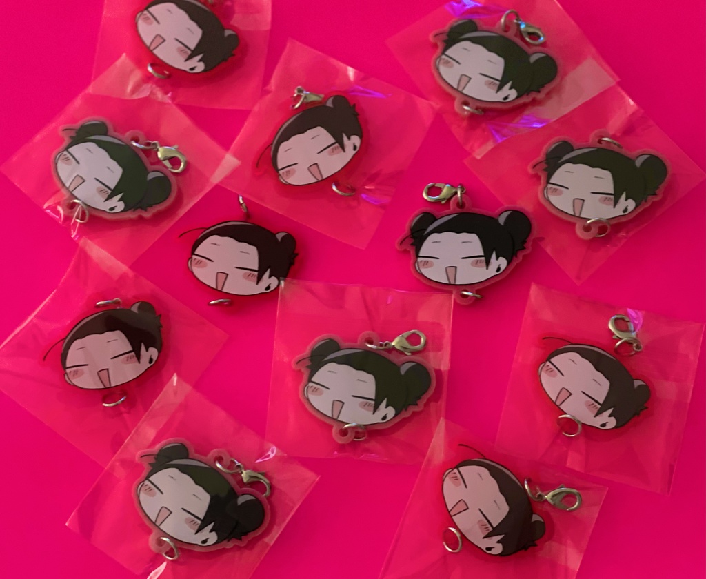 みにすぐるチャーム